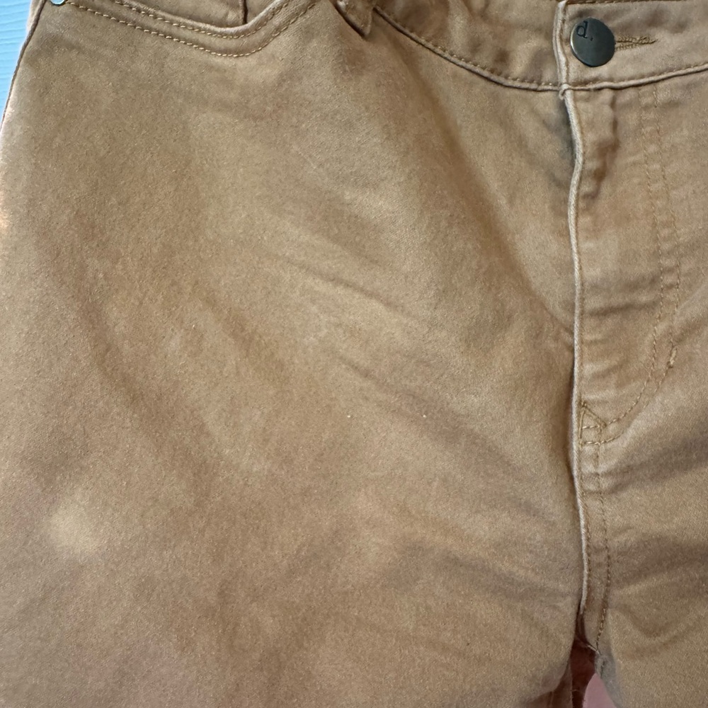 Women's Pants - Picture 3 of 4